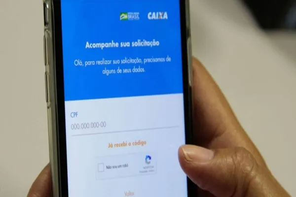 Foto relacionada a notícia: Auxílio emergencial foi pago ilegalmente a 10.648 servidores municipais do Paraná