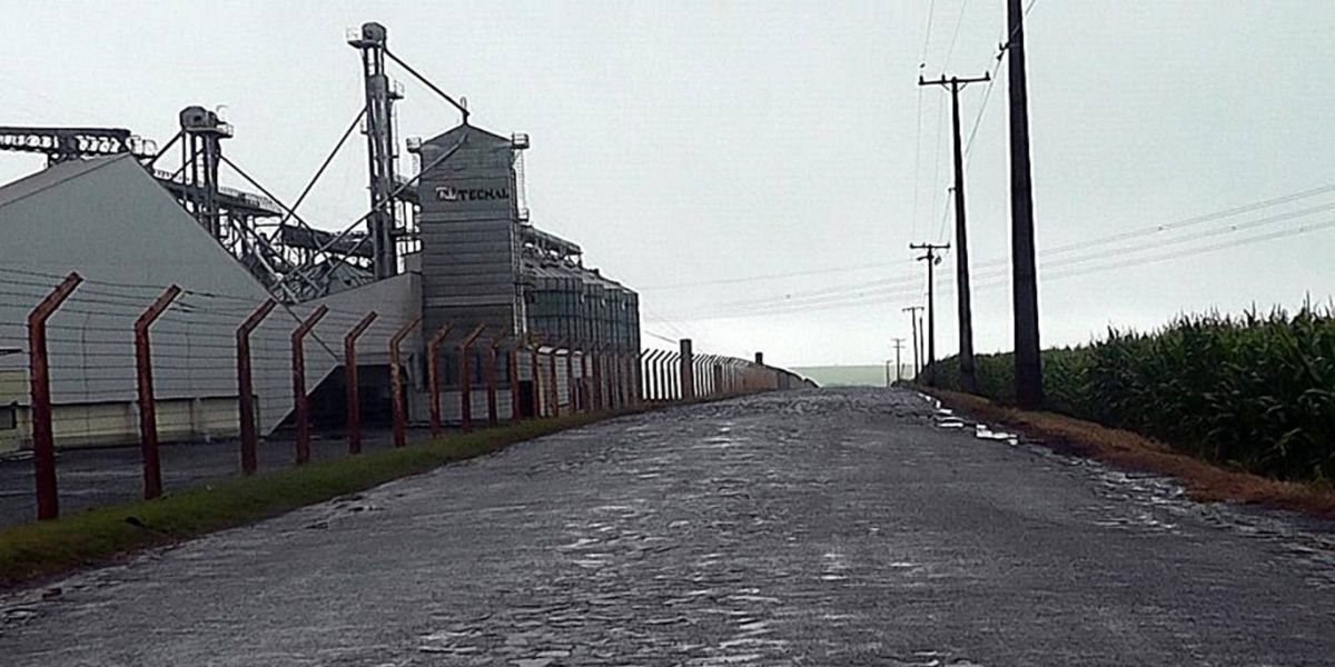 Prefeitura de Cafelândia fecha temporariamente a estrada que liga Central Santa Cruz e JS