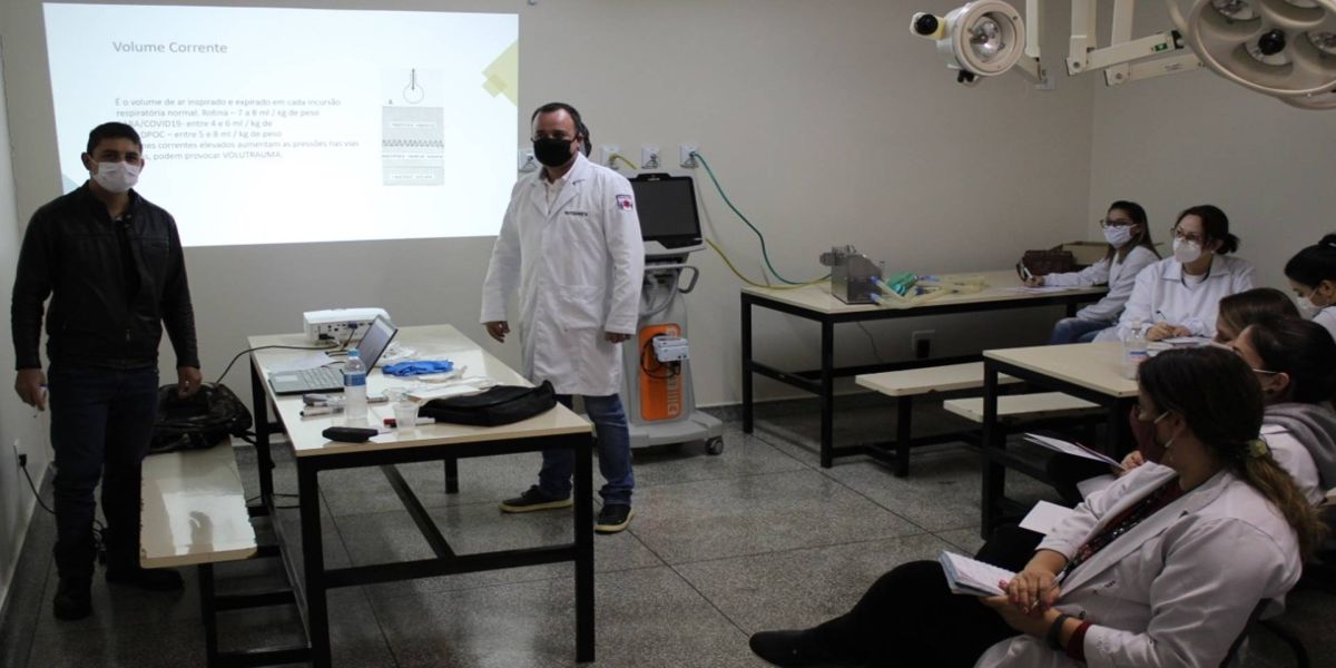 Fisioterapeutas de Cascavel e região são capacitados em curso no Hospital de Retaguarda