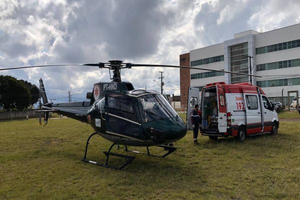 O helicóptero do Consamu de Cascavel fez transferência de paciente no Paraná