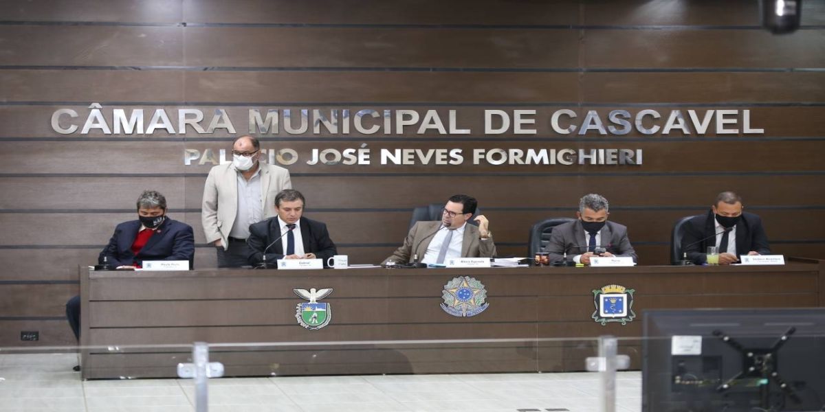 Projeto que cria lei anticorrupção é adiado