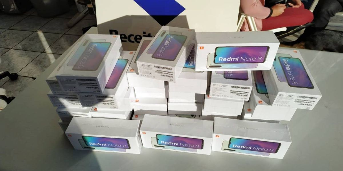 Receita Federal de Cascavel apreende veiculo com celulares contrabandeados avaliados em R$ 30 mil