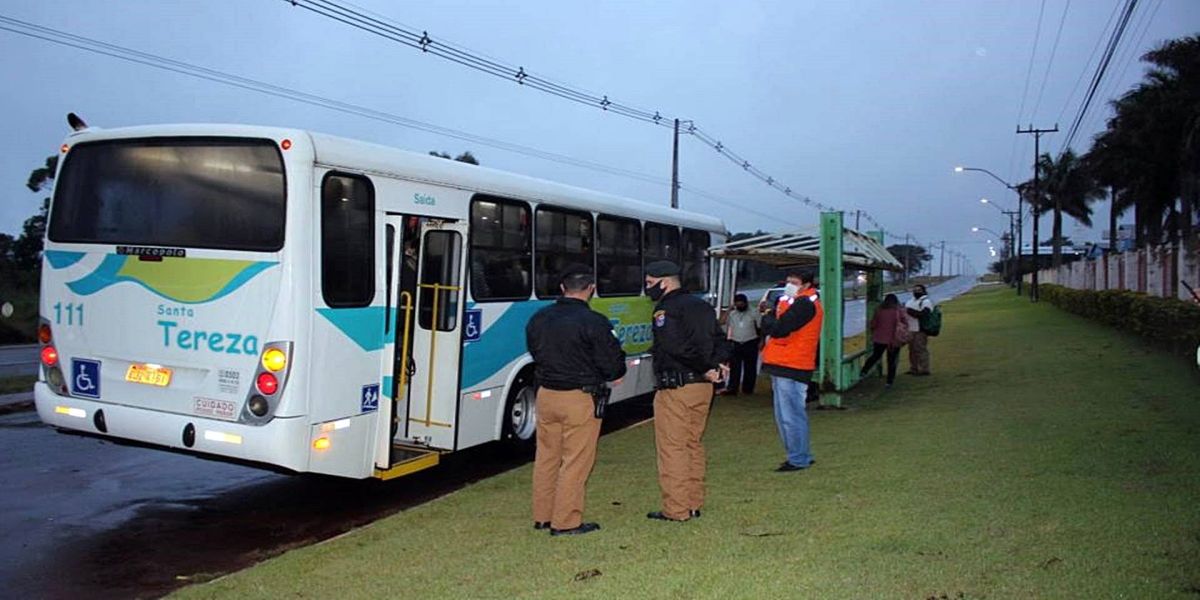 Empresa de transporte coletivo é alvo de operação policial em Santa Tereza