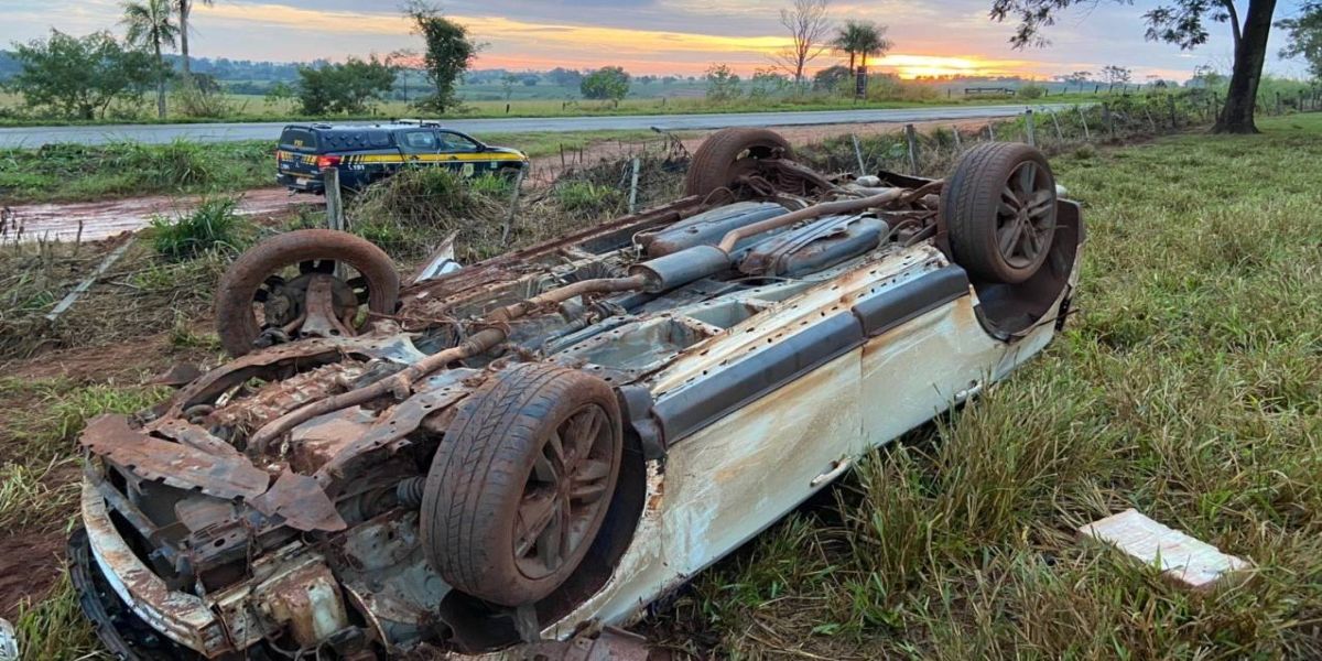 Operação Flagellum: PRF apreende veículo carregado com maconha em Porto Camargo