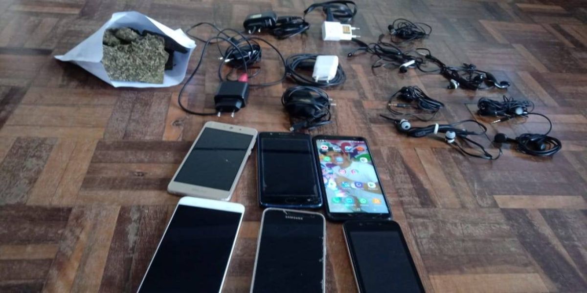 Homem é preso por tentar lançar ilícitos para dentro da Cadeia de Medianeira