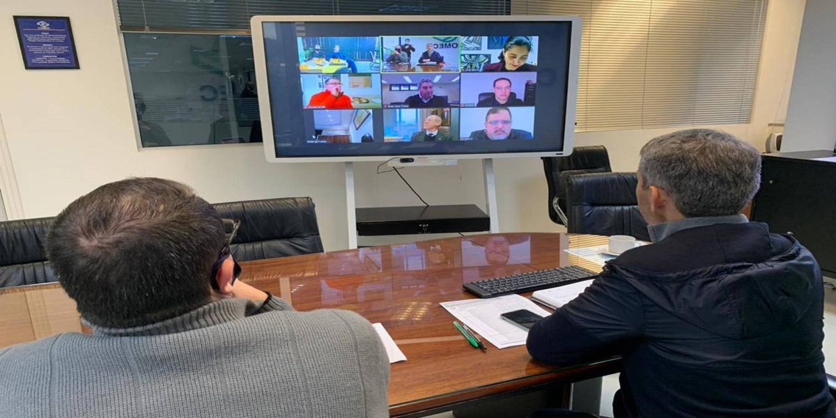 Comec discute horários alternativos de funcionamento do comércio para aliviar transporte público