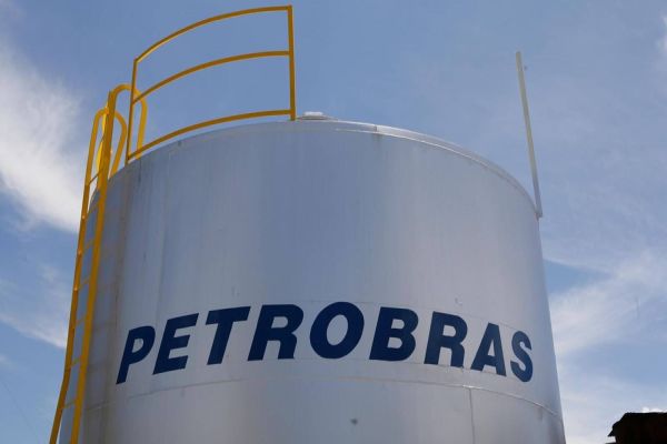 Petrobras bate novo recorde na exportação de óleos combustíveis