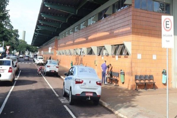 Cettrans/Transitar alerta: taxistas têm até o dia 22 de junho para concluir o recadastramento