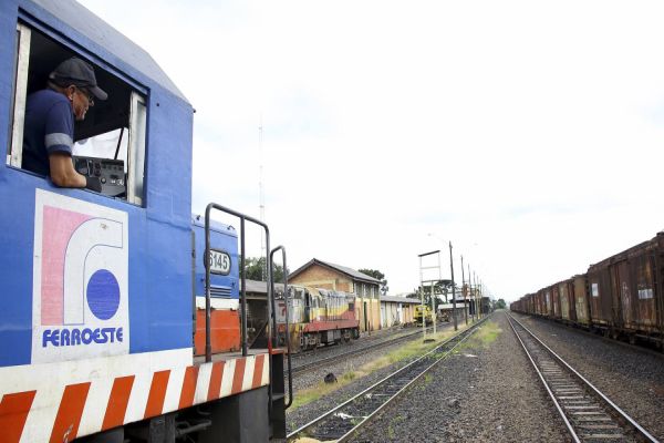Ferroeste ingressa no PPI e passará por processo de desestatização
