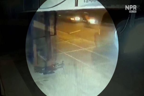 Imagem referente a notícia: Câmera de segurança registra Kadett perseguindo Amanda Prado, momento antes da morte