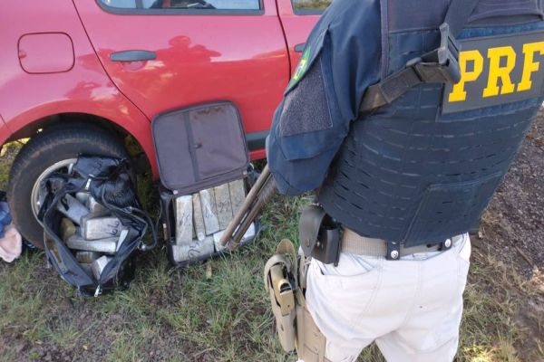 PRF apreende 22,760kg de maconha na BR 163 em Lindoeste
