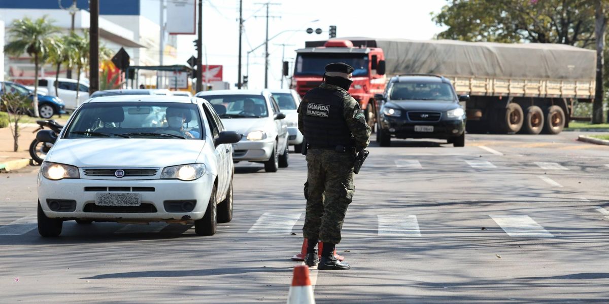 GM, GP e Defesa Civil intensificam fiscalização nos estabelecimentos comerciais de Cascavel