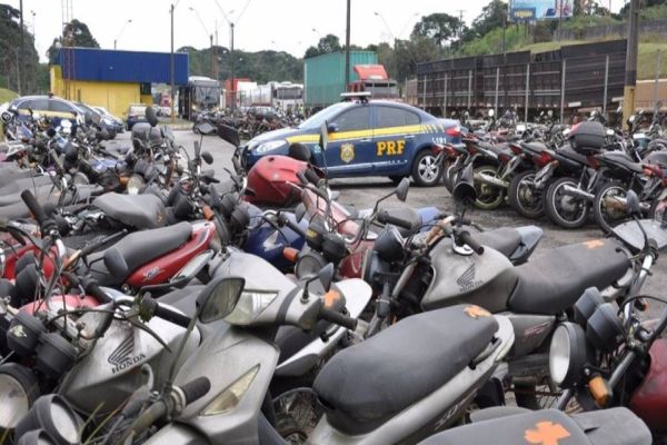 PRF promove 2º leilão “online” com mais de 600 veículos no Paraná