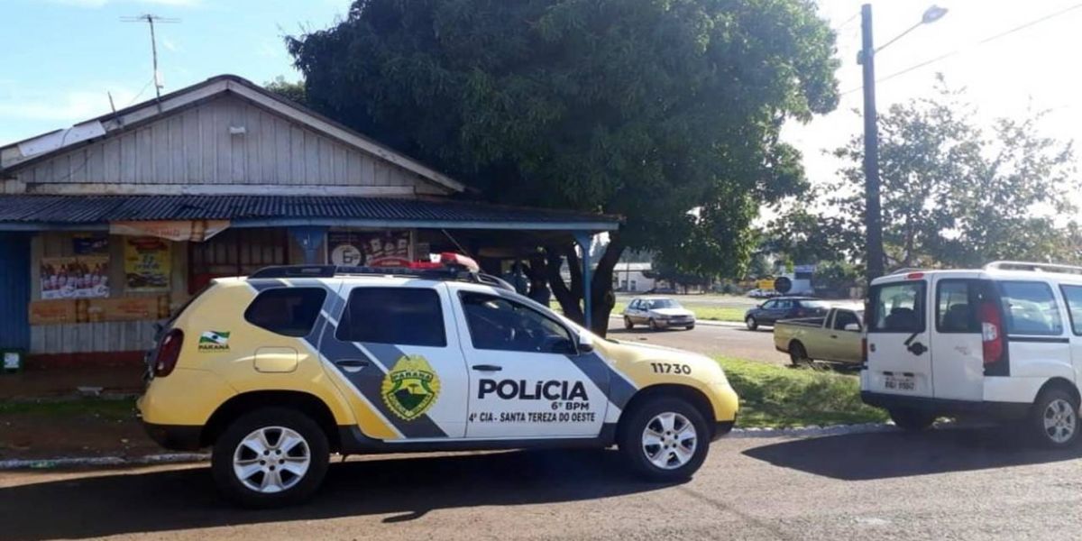 Vigilância Sanitária e Policia Militar fecham "Boteco", por descumprir isolamento social