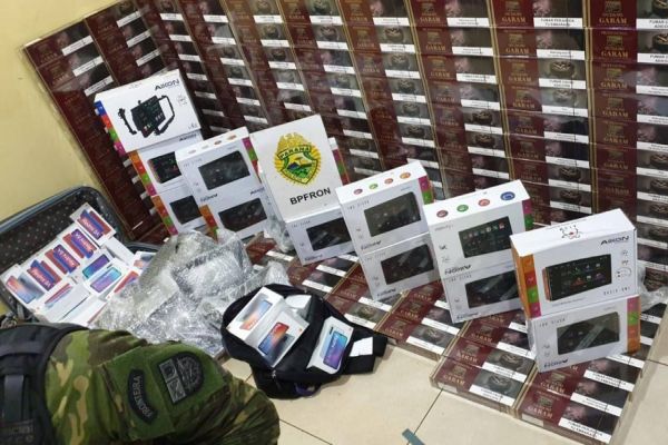 Operação Hórus: BPFron apreende diversas mercadorias em Cascavel