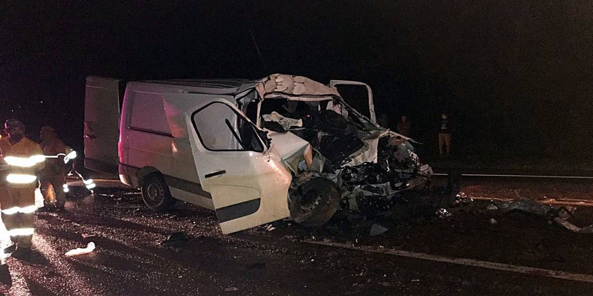 Grave acidente de trânsito deixa um morto e um ferido grave na BR-277 em Laranjeiras do Sul