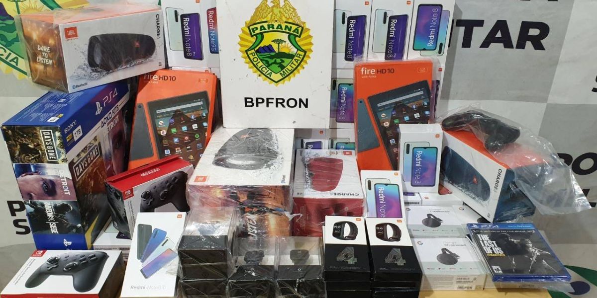 BPFron apreende diversas mercadores de origem paraguaia em ônibus intermunicipal