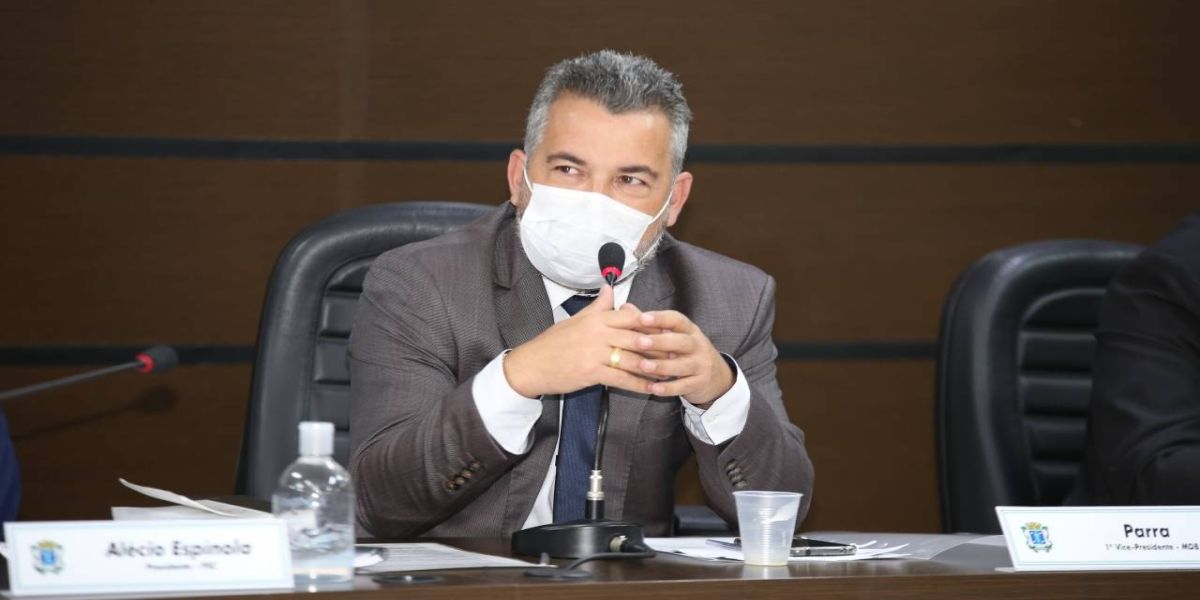 Covid-19: Vereador pede relatório para comparar mortes nos últimos quatro anos