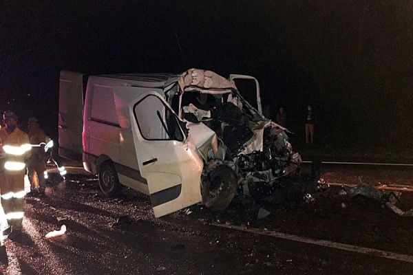 Grave acidente de trânsito deixa um morto e um ferido grave na BR-277 em Laranjeiras do Sul