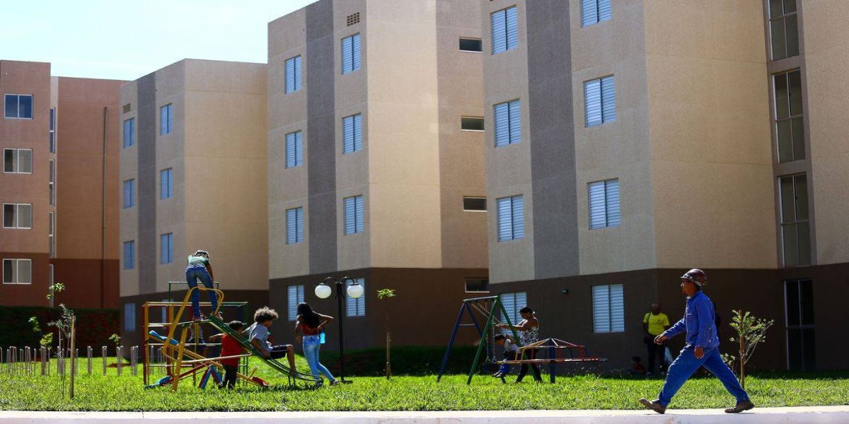 Covid-19 aumenta busca por imóveis com quintal ou varanda