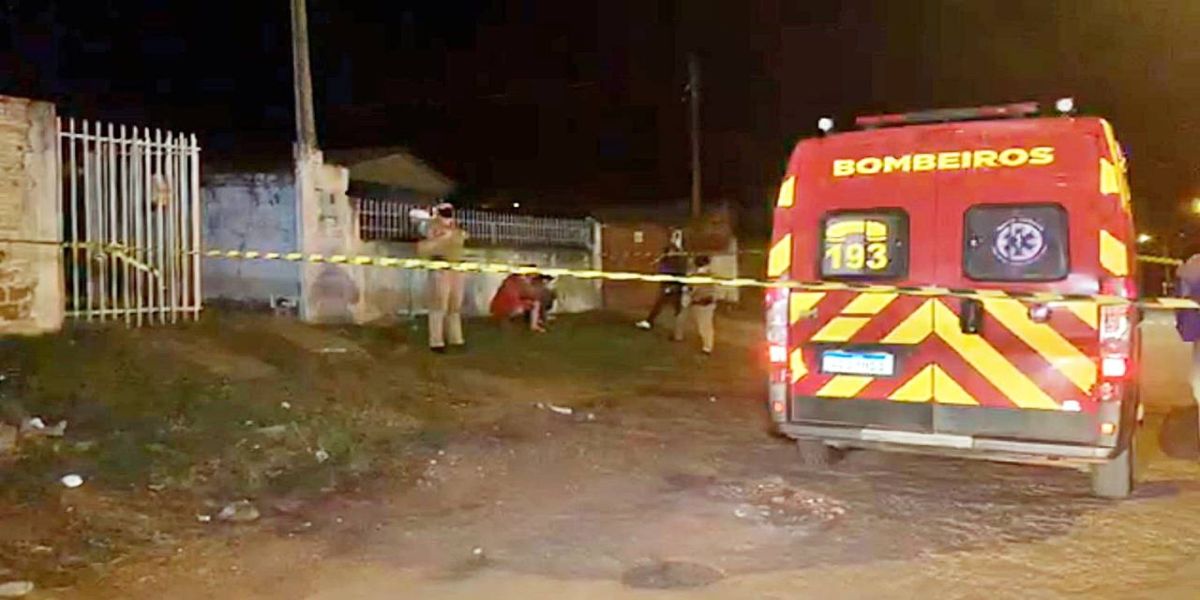 Homem morre após ser baleado dentro de casa no Bairro Interlagos
