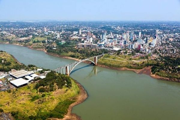 Brasil volta a prorrogar fechamento de fronteira por mais 15 dias