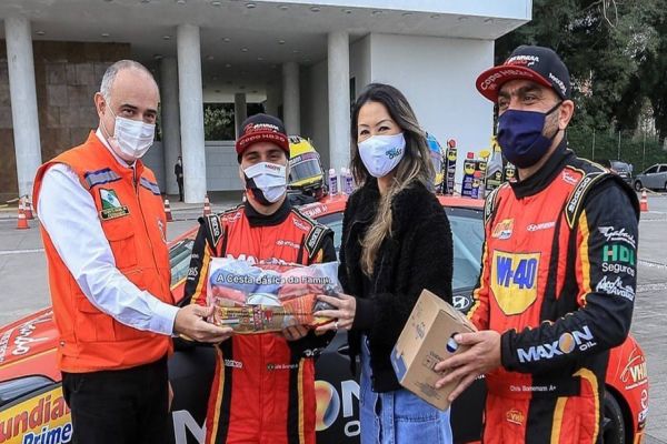 Pilotos da Copa HB20 doam cestas básicas e ítens de higiene ao Governo do Paraná