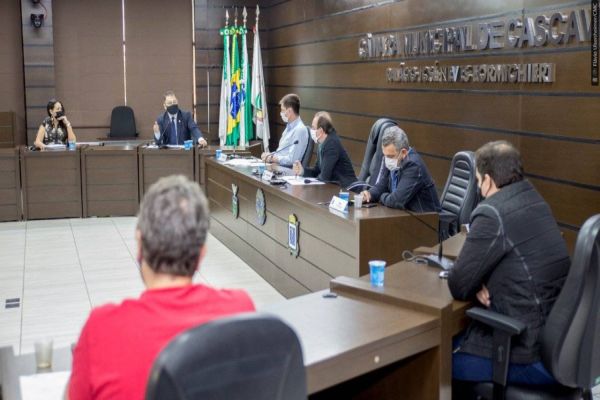 Imagem referente a notícia: Cettrans notificará empresas para volta da passagem em dinheiro, sem impactar tarifa ao usuário