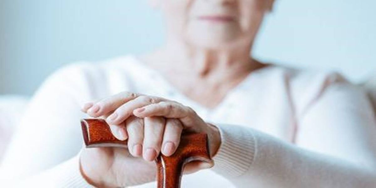 Idosos com coronavírus que precisarem de isolamento serão hospedados em hotel