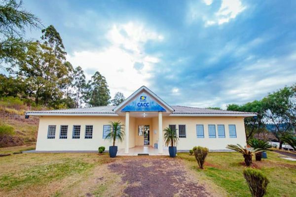 Governo Municipal entrega à comunidade o Centro de Apoio ao Combate da Covid-19.