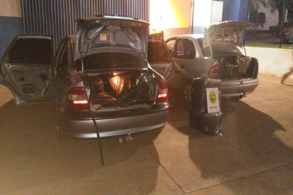 BPFRON na Operação Hórus apreende veículos e dupla que transportavam cigarros