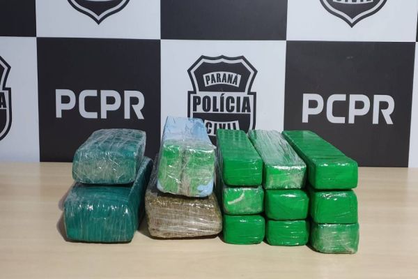 Denarc apreende 10kg de maconha na rodoviária de Cascavel