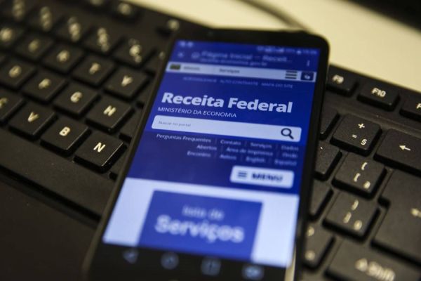 Receita paga hoje segundo lote de restituição de Imposto de Renda