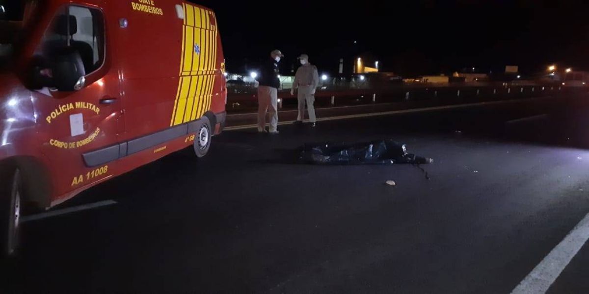 Homem morre após ser atropelado na BR-277 em Cascavel