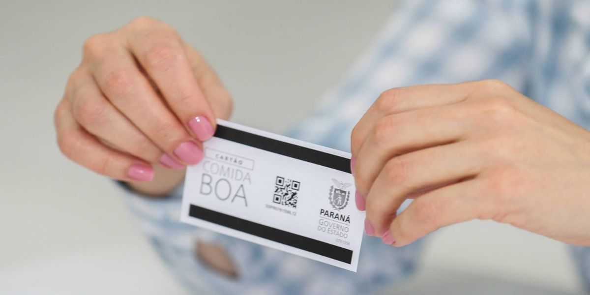 Cartão está disponível em Curitiba para usuário do CadÚnico