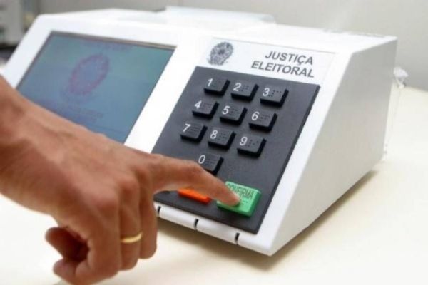 Congresso promulga Emenda e muda eleições municipais para 15 e 29 de novembro