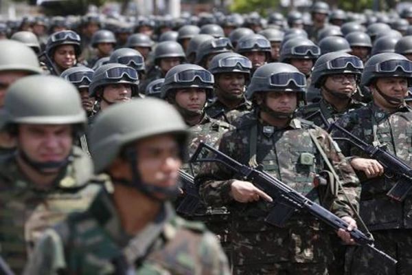 Gasto do tesouro com rombo de militares é de 17 vezes o de aposentado do INSS