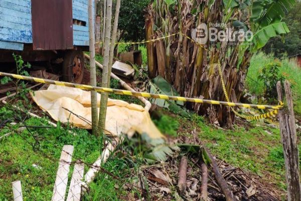 Imagem referente a notícia: Homem é encontrado morto atrás de imóvel no KM 20 em Francisco Beltrão