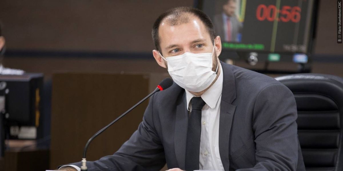 Fernando Hallberg pede suspensão de sigilo em seu processo na Comissão de Ética