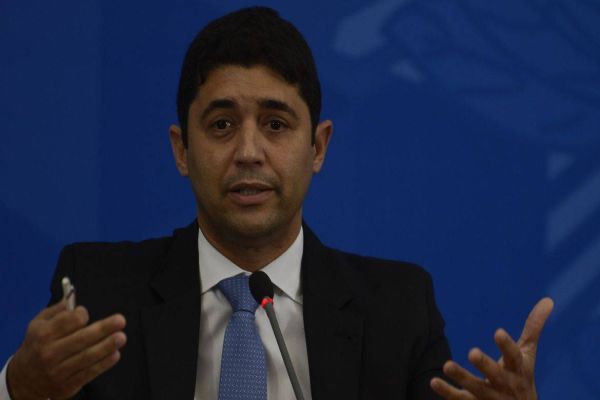 Fraudes acontecem no Brasil mesmo sem situação de emergência, diz CGU