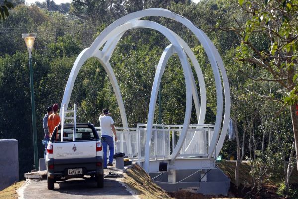 Reencontro dos cascavelenses com o Lago Municipal contará com nova ponte e faixas pintadas
