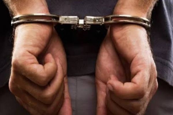 Homem é preso após agredir policial pelo fim de uma festa em Nova Aurora