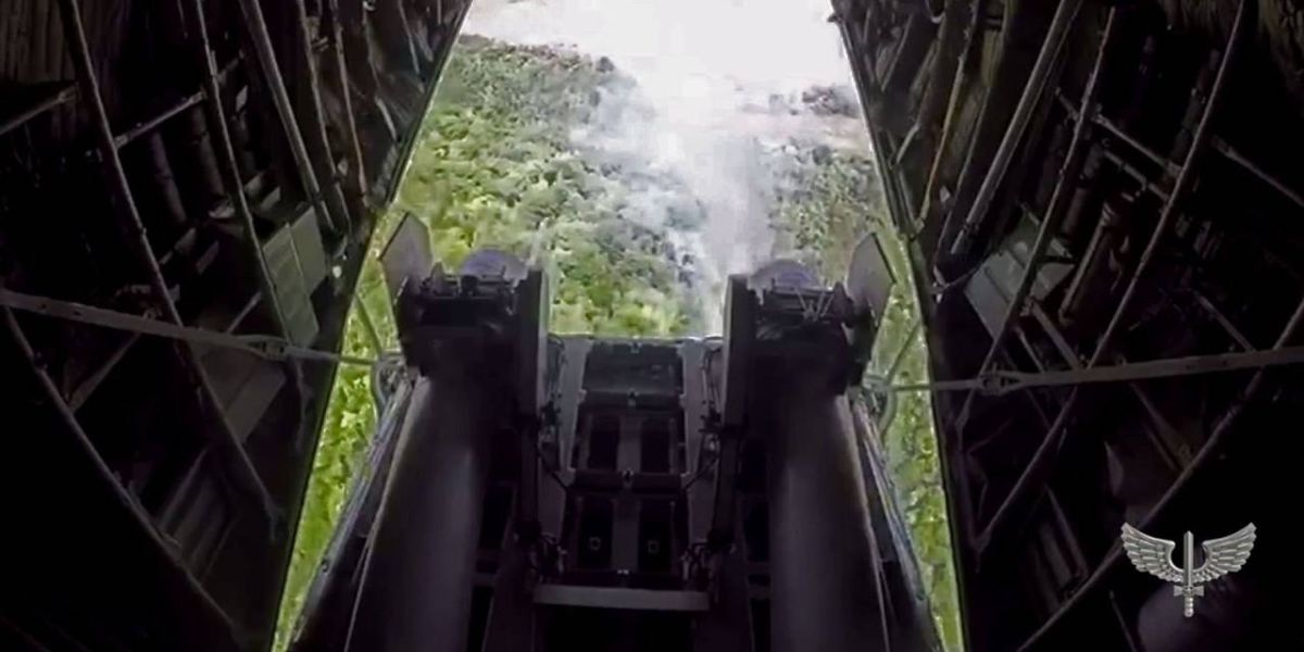 Forças Armadas ajudam a combater incêndio na Serra da Mantiqueira