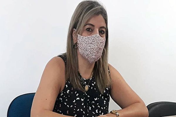 Secretária de Educação de Cascavel testa positivo para o novo coronavírus