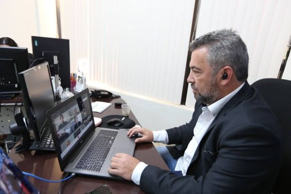 Saúde: Estado libera 200 mil para compra de EPIs após pedido de Parra