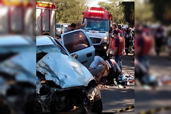 Grave acidente deixa 7 pessoas feridas na PR-323 entre Terra Boa e Dr. Camargo