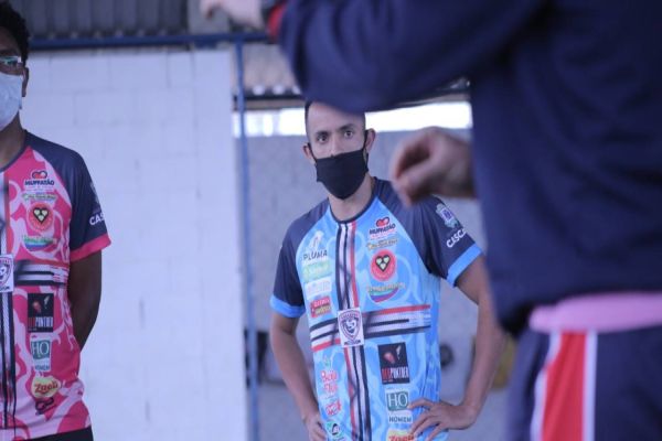 Cascavel Futsal anuncia a saída do ala Claudinho