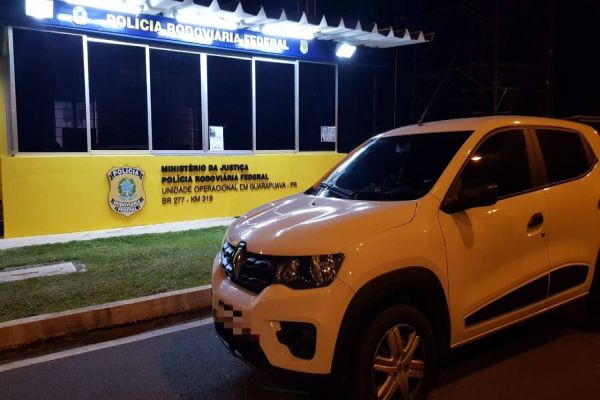 PRF recupera veículo roubado em Guarapuava (PR)