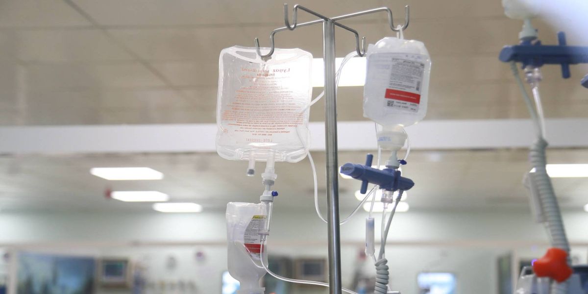 Casos de Covid crescem 164,5% entre junho e julho no Paraná