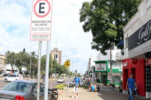 CMC - Vasatta propõe lei para reservar vagas de estacionamento para gestantes em Cascavel